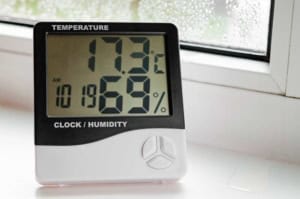 Thermo-Hygrometer Thermo-Hygrometer (depositphotos.com)